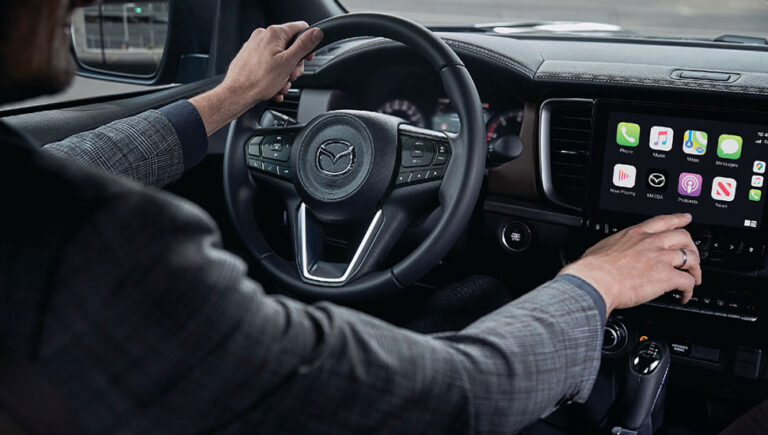 Mazda BT-50: đời là chặng đua, thua là chặng nghỉ