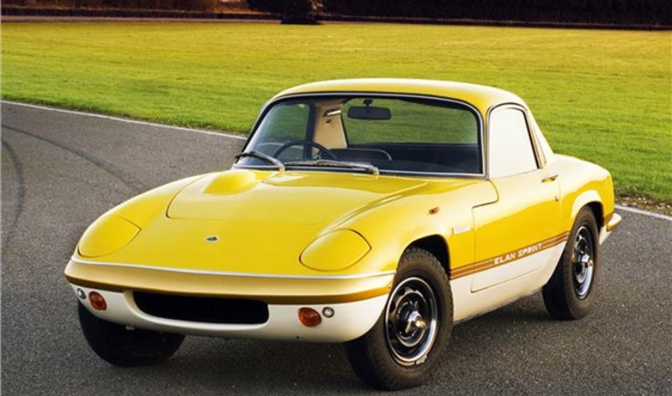 Kỹ sư tài ba Colin Chapman thành lập Lotus Cars năm 1948