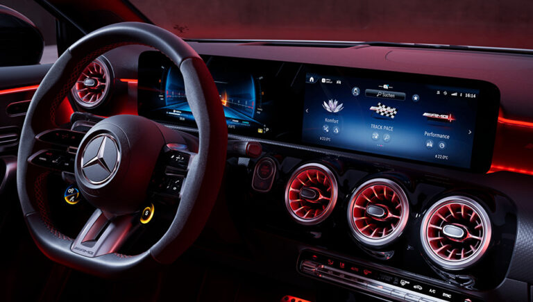 Hành trình giải phóng adrenaline trong vòng tay AMG A 35