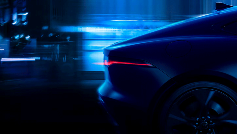 Theo dấu báo gấm Jaguar F-Type: mãnh thú siêu nạp