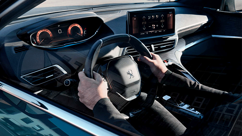 Peugeot 5008 cabin