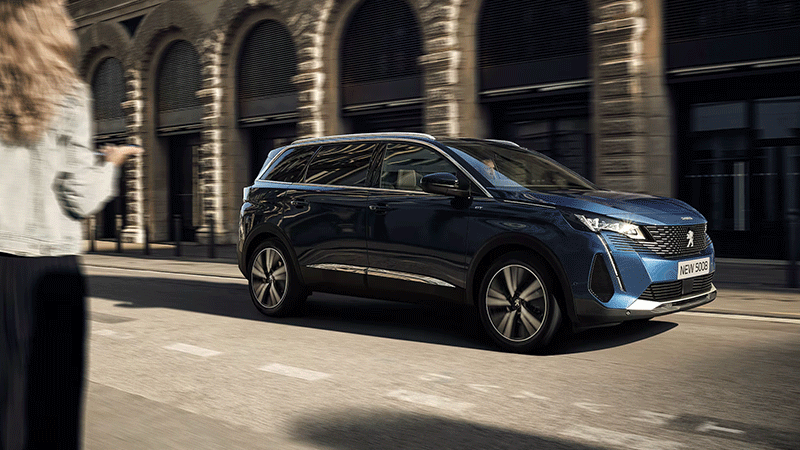 Peugeot 5008 view