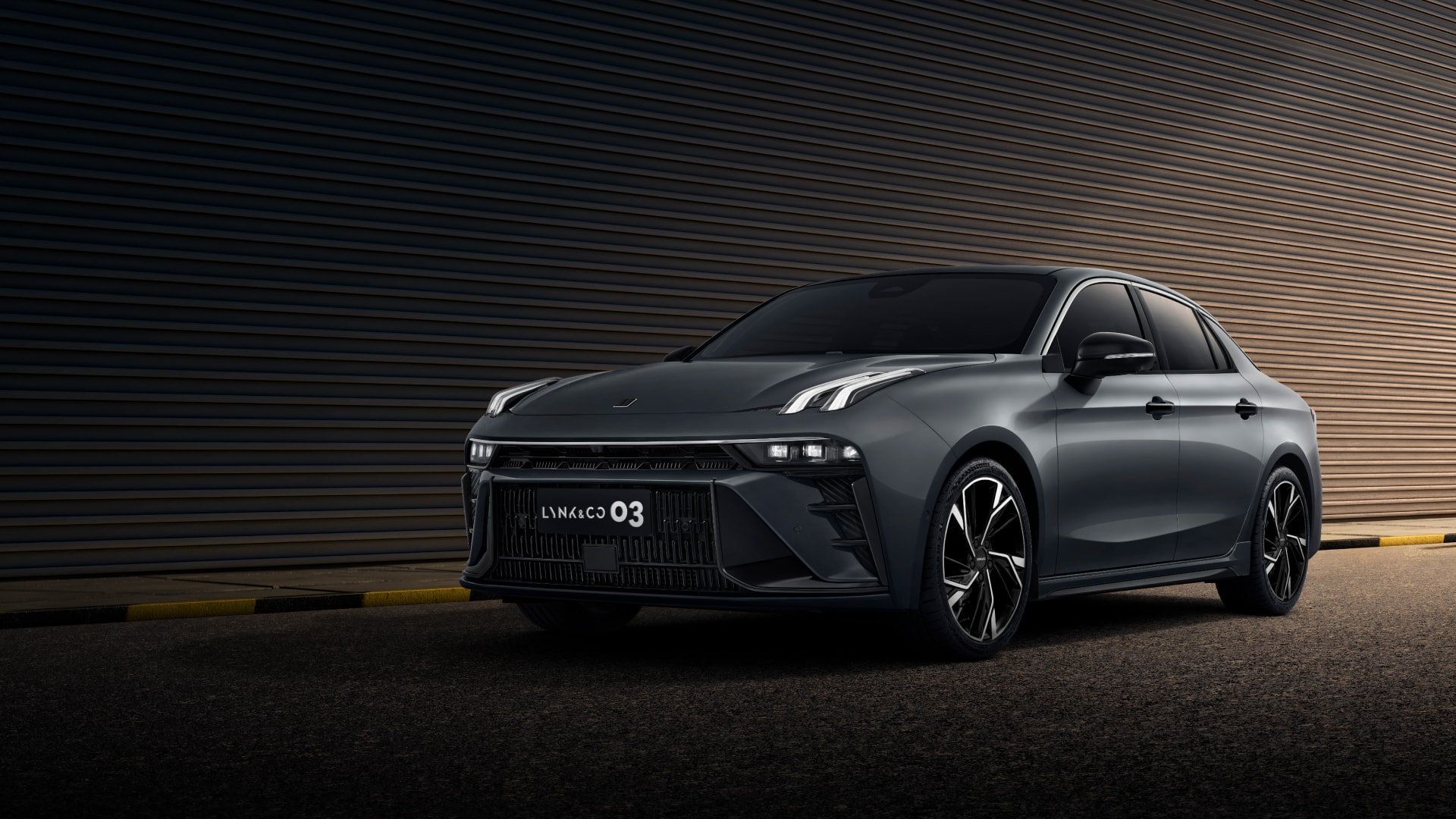 Lynk & Co 03 Đầu xe