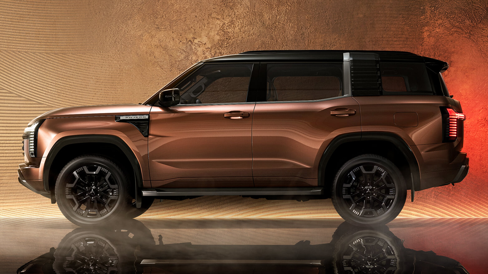 Pajero Side view