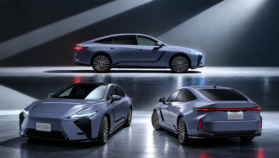 Phát hiện đường character line trên Lexus ES 500e