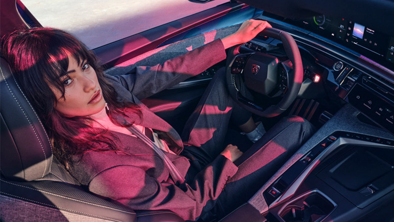 Peugeot Woman