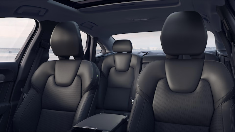Volvo S90 04