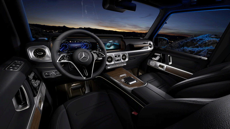 Mercedes g 580 cabin