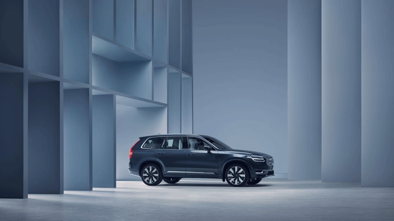 Volvo xc90 side view